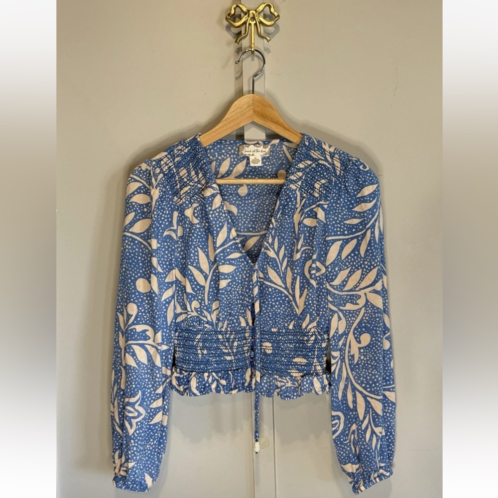 Band Of The Free Blue & Beige Blouse Boho Size XS Floral